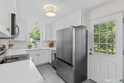 17 Ireland Drive Coventry CT 06238