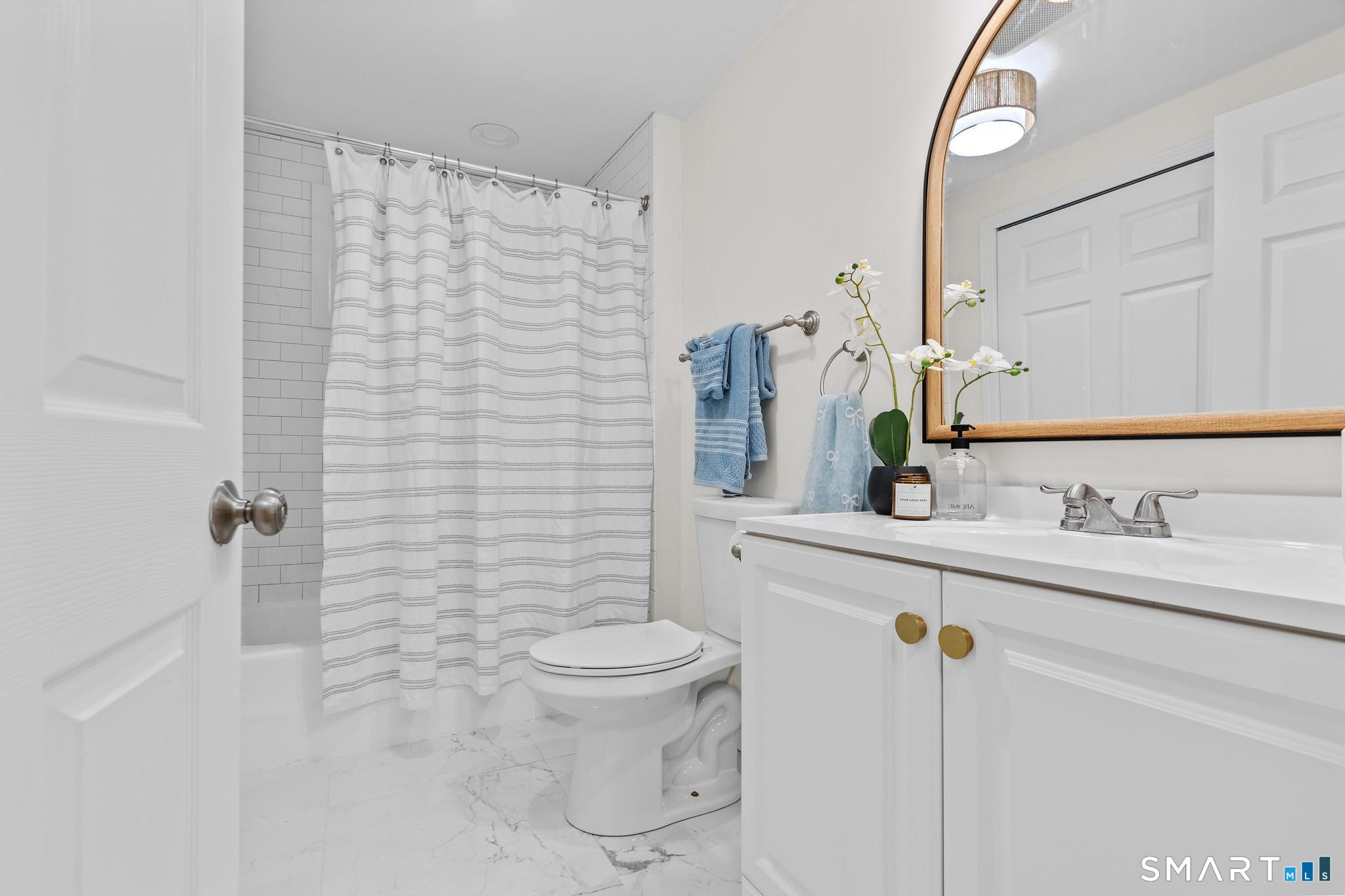 17 Ireland Drive Coventry CT 06238