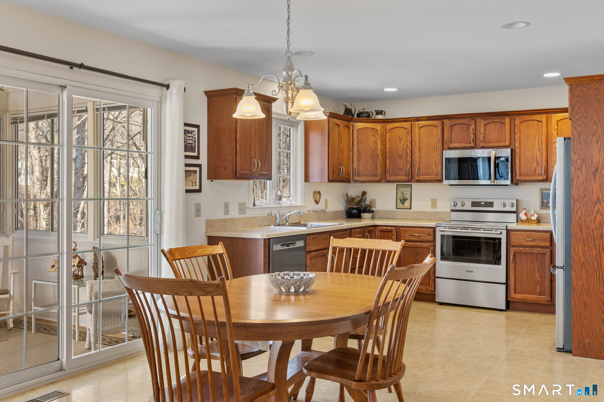 8 North Ridge East Hampton CT 06424