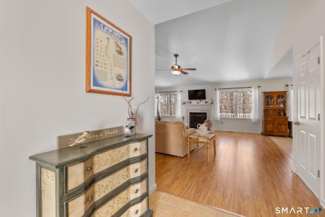8 North Ridge East Hampton CT 06424