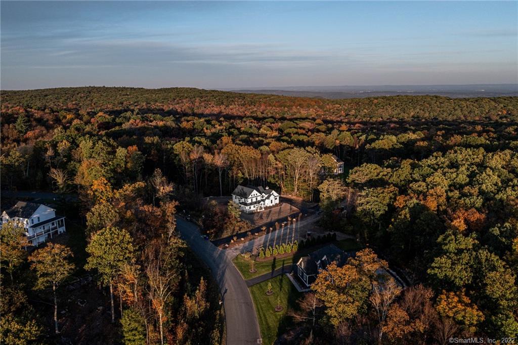 114 Daniel Trace Burlington CT 06013