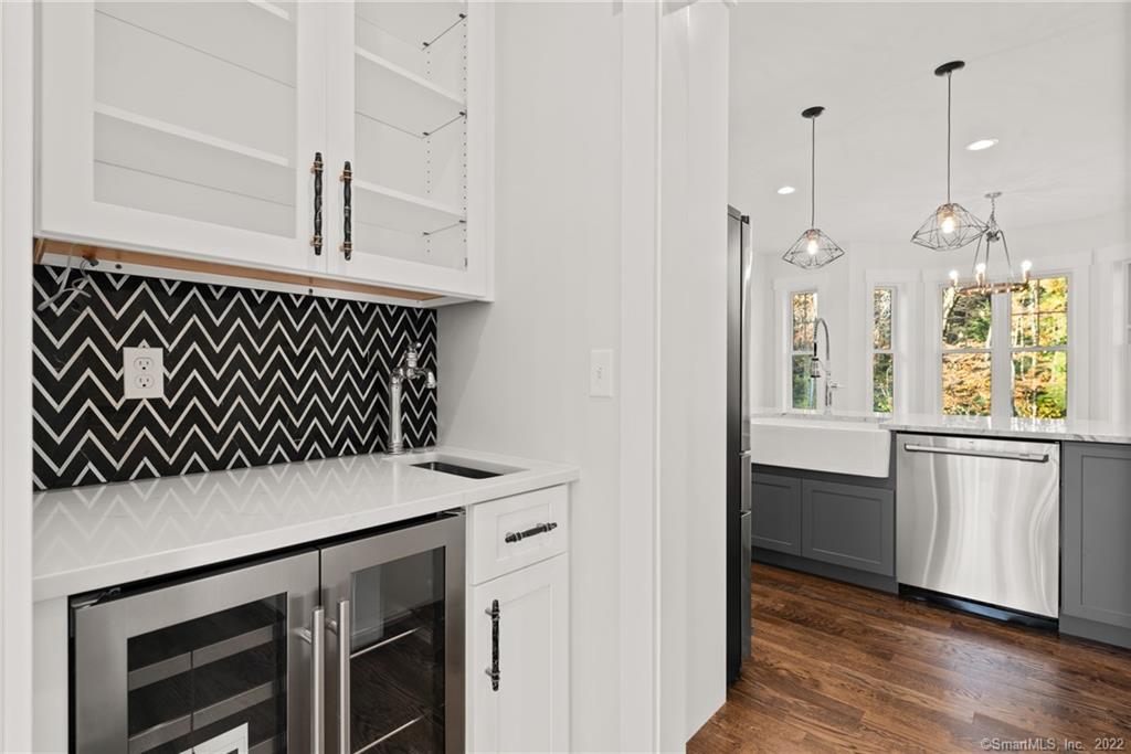 114 Daniel Trace Burlington CT 06013