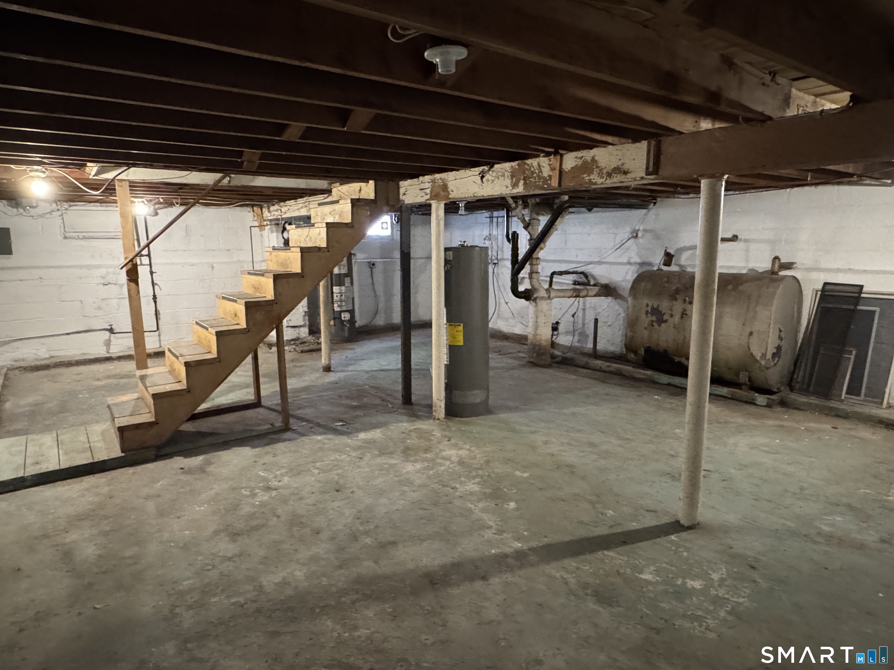 337 Jewett Avenue Bridgeport CT 06606