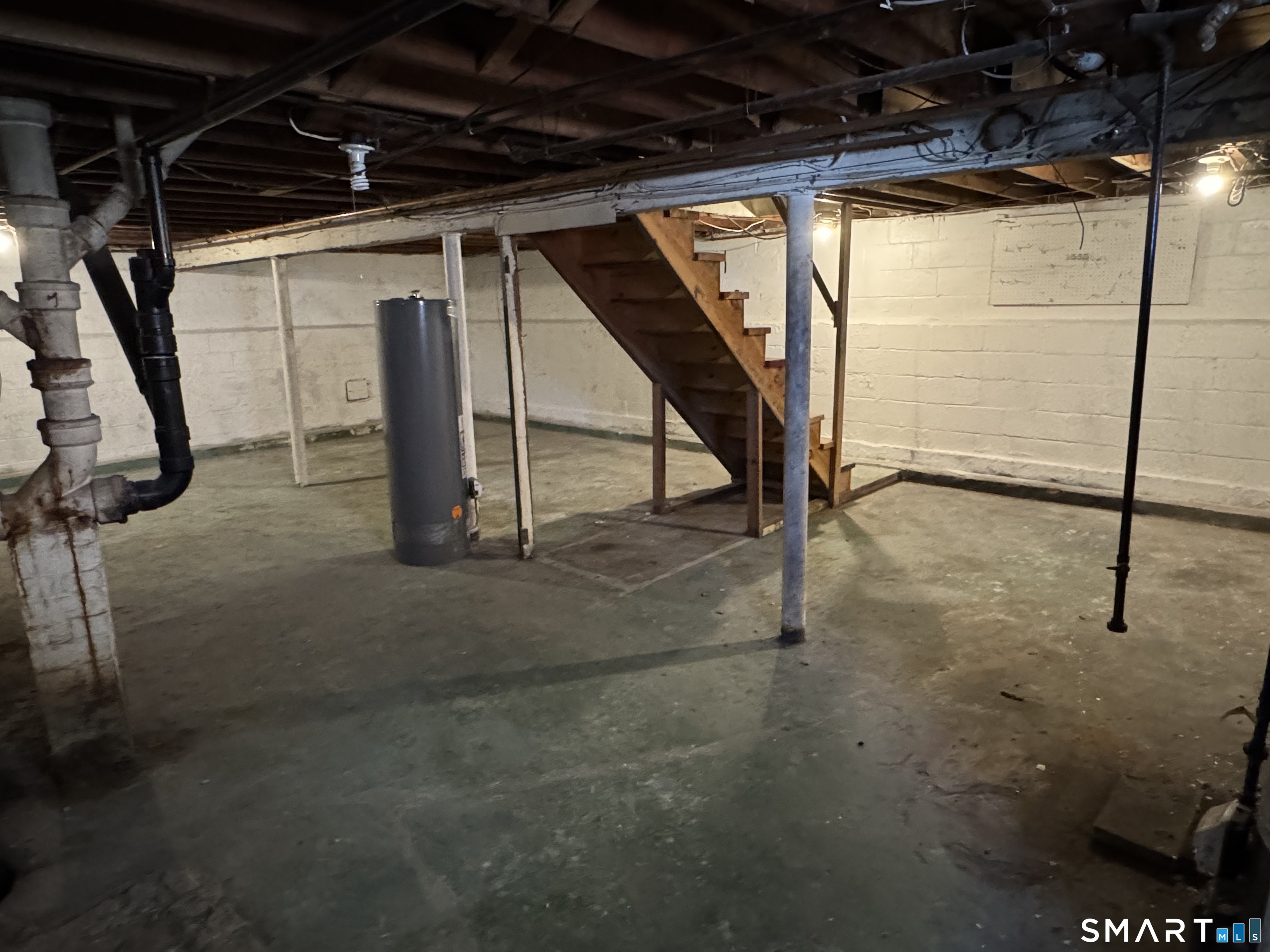 337 Jewett Avenue Bridgeport CT 06606
