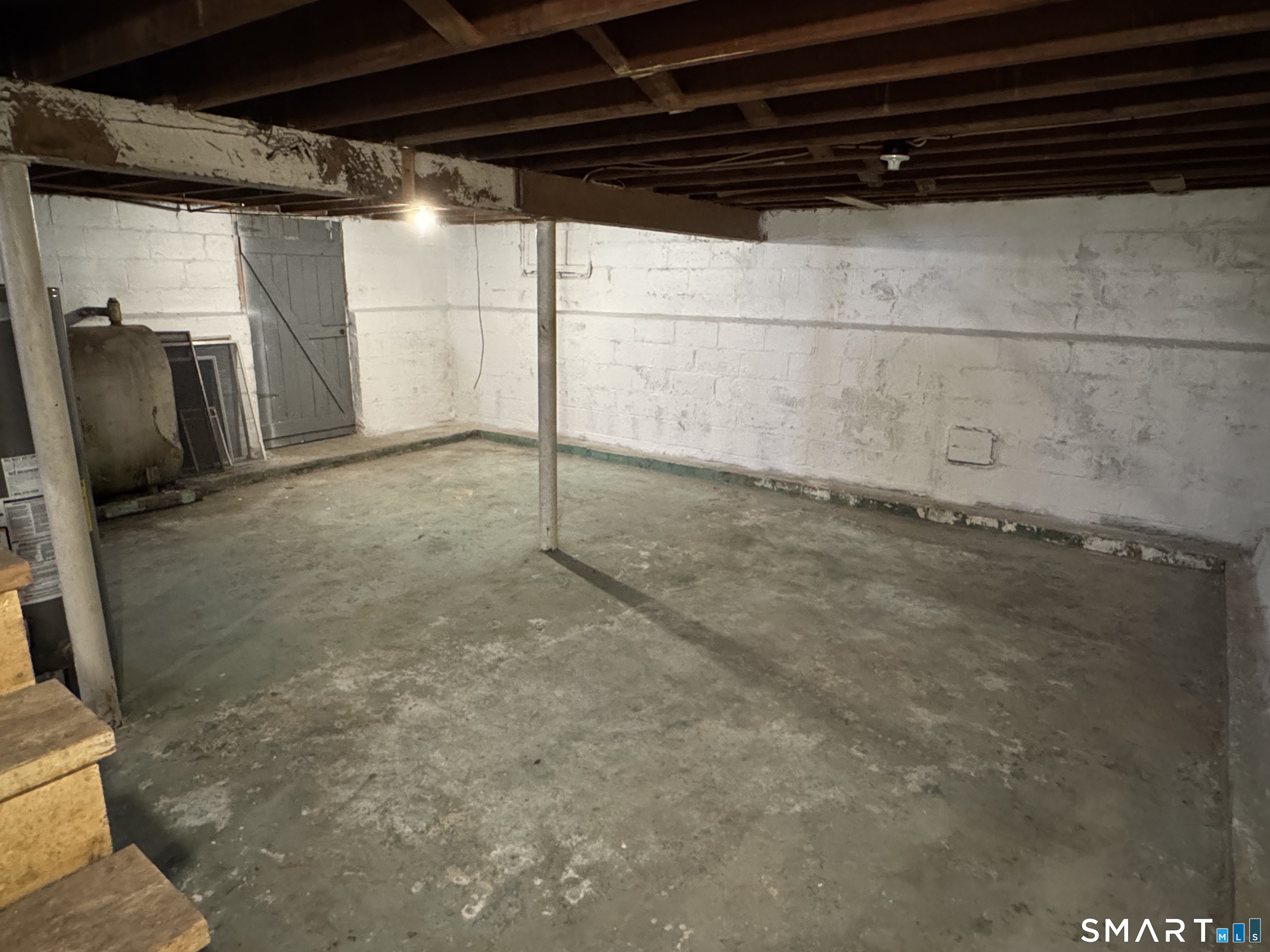 337 Jewett Avenue Bridgeport CT 06606