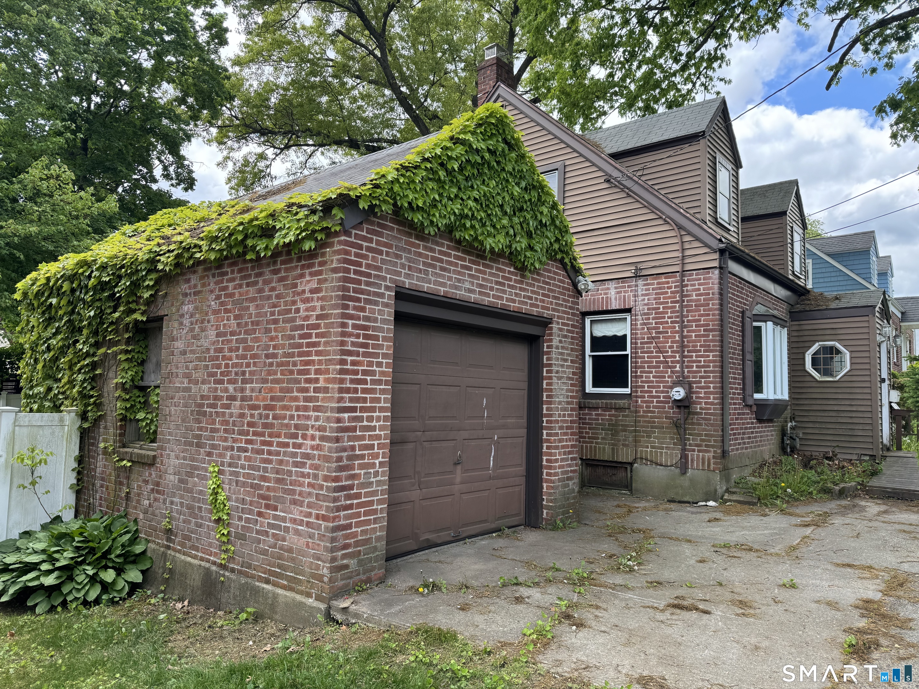 337 Jewett Avenue Bridgeport CT 06606