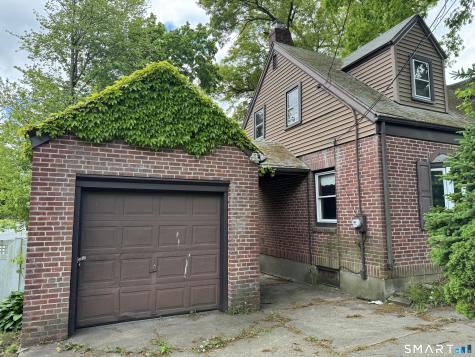 337 Jewett Avenue Bridgeport CT 06606