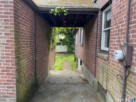 337 Jewett Avenue Bridgeport CT 06606