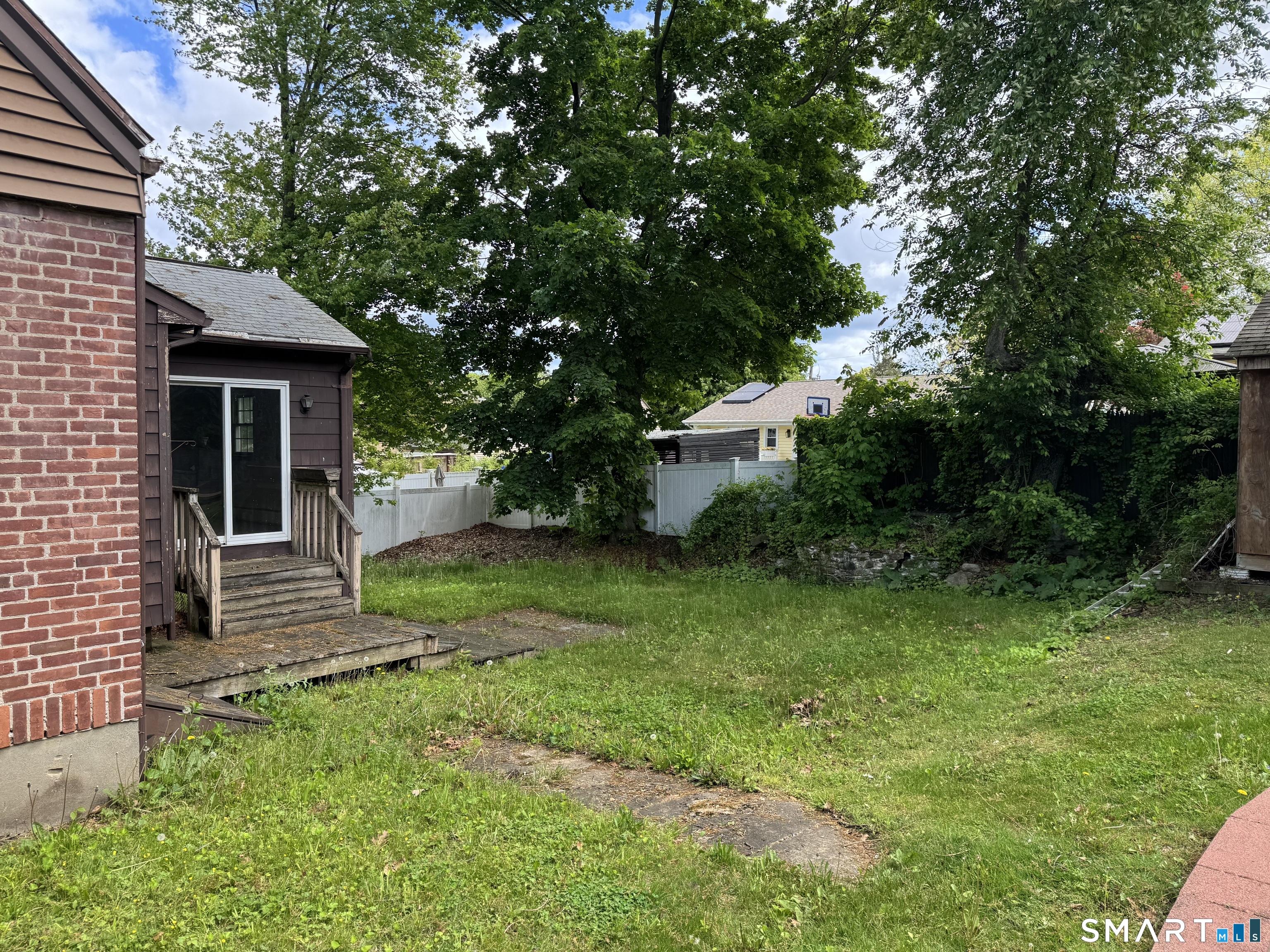 337 Jewett Avenue Bridgeport CT 06606