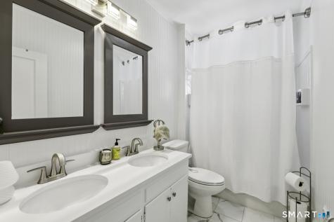 2-1/2 Newtown Terrace Norwalk CT 06851