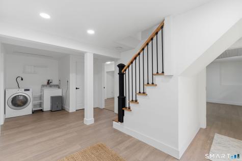 16 Beverly Road East Lyme CT 06357