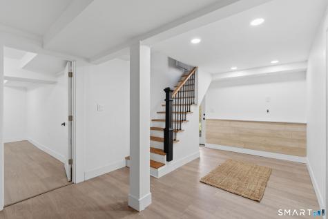 16 Beverly Road East Lyme CT 06357