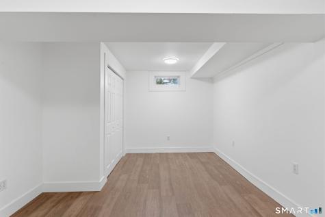 16 Beverly Road East Lyme CT 06357