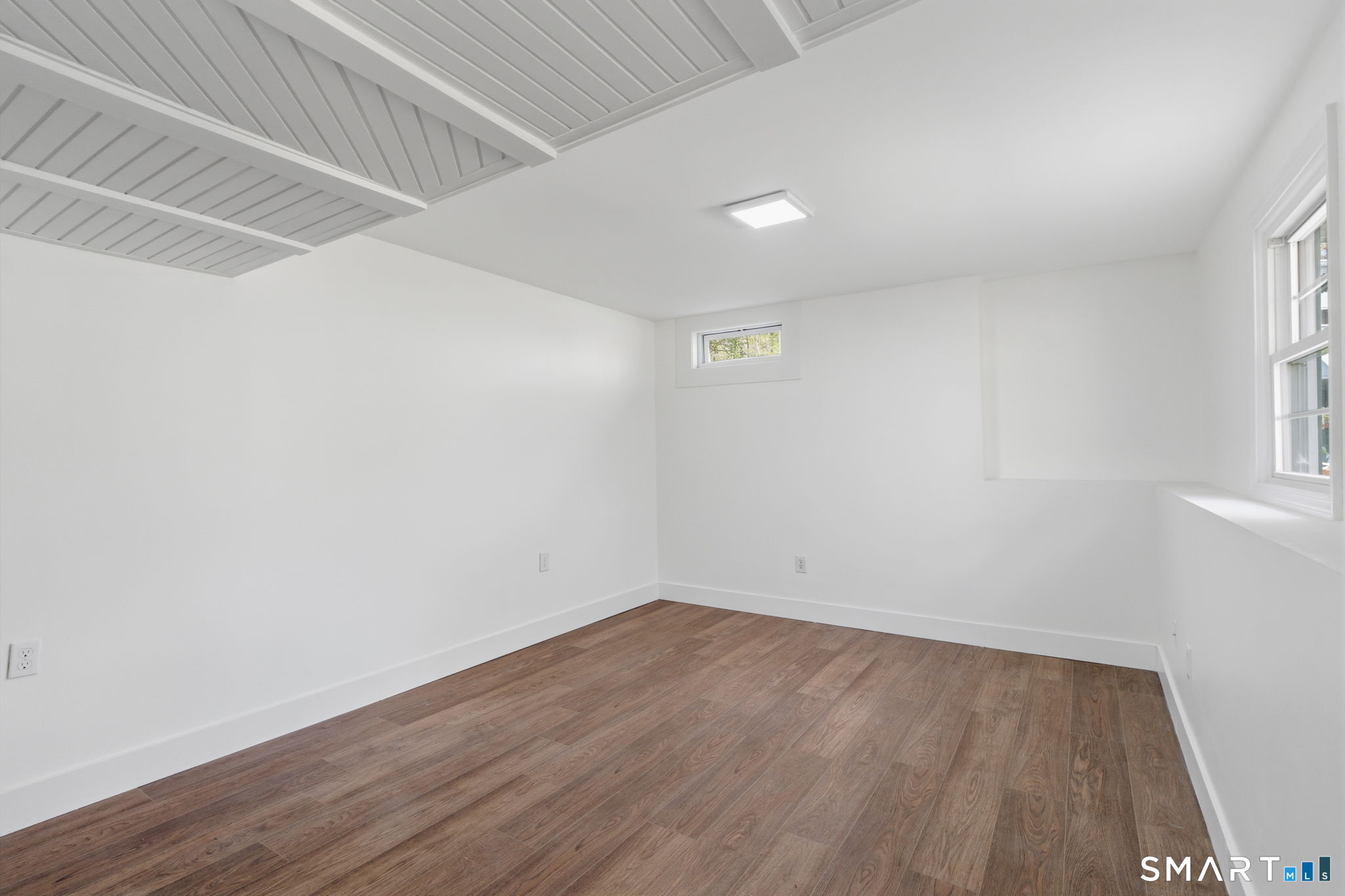 16 Beverly Road East Lyme CT 06357