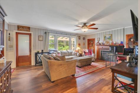 30 Lake Road Columbia CT 06237