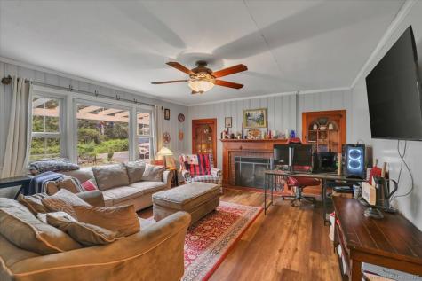 30 Lake Road Columbia CT 06237