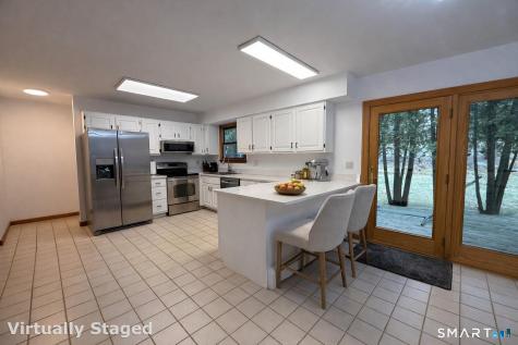 8 Phoebee Lane Brookfield CT 06804