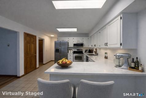 8 Phoebee Lane Brookfield CT 06804