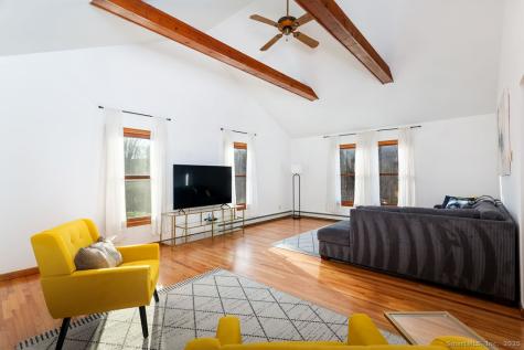 8 Phoebee Lane Brookfield CT 06804