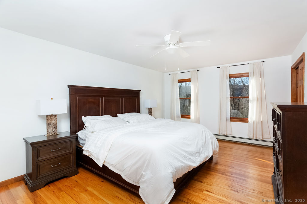 8 Phoebee Lane Brookfield CT 06804