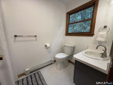 8 Phoebee Lane Brookfield CT 06804