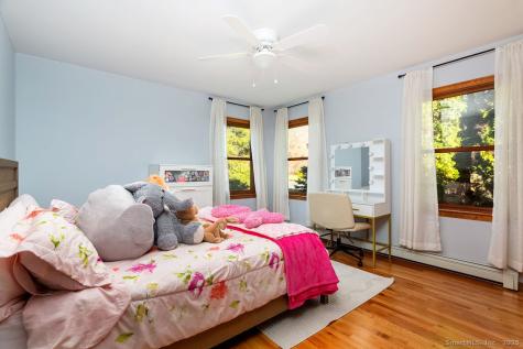 8 Phoebee Lane Brookfield CT 06804