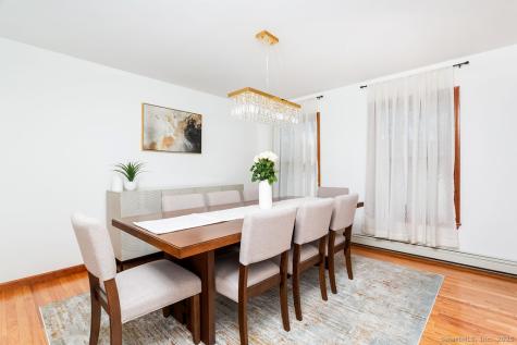 8 Phoebee Lane Brookfield CT 06804