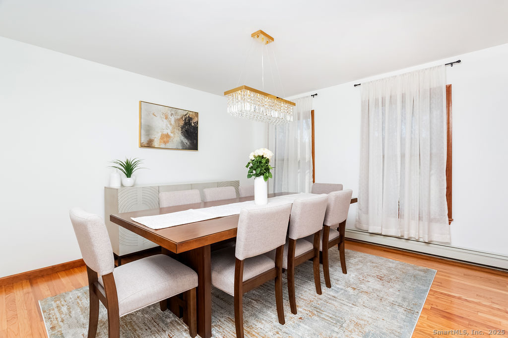 8 Phoebee Lane Brookfield CT 06804