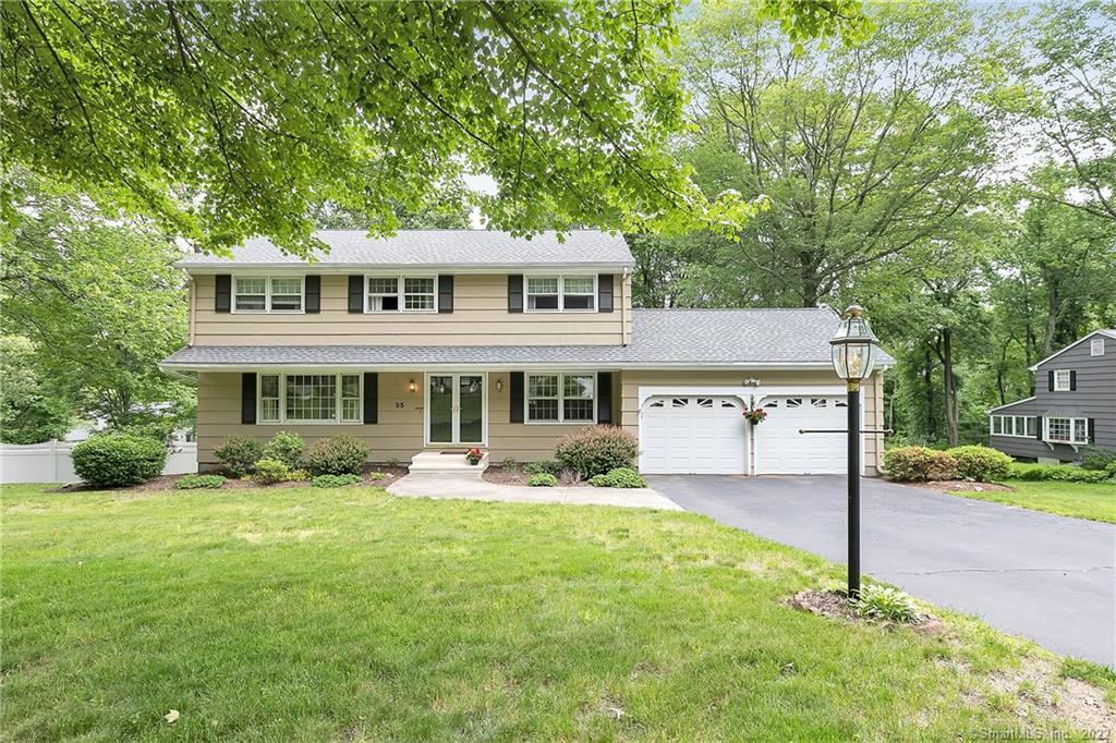 35 Brookside Drive Trumbull CT 06611