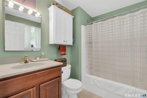 16 Sypher Road Chester CT 06412