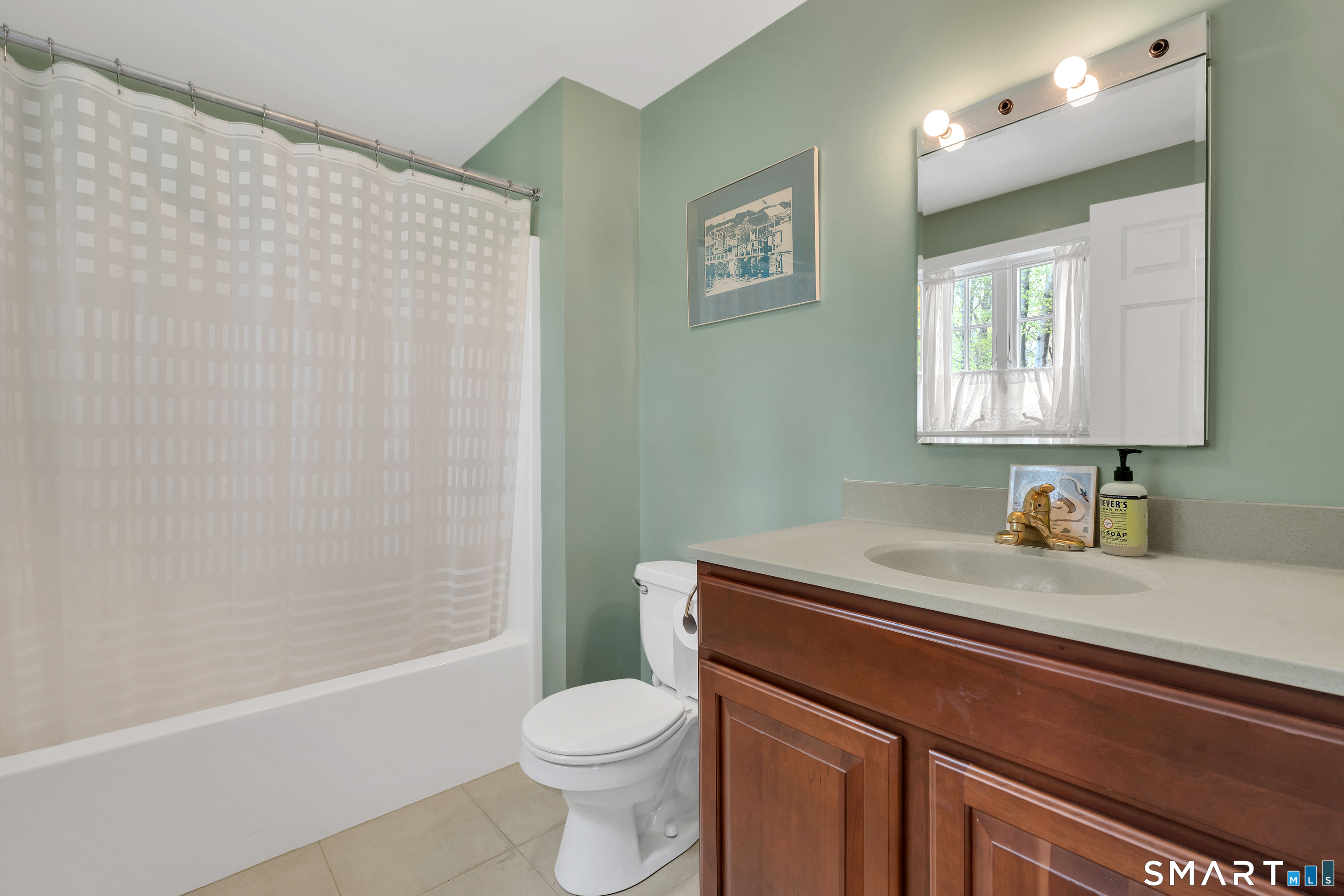 16 Sypher Road Chester CT 06412