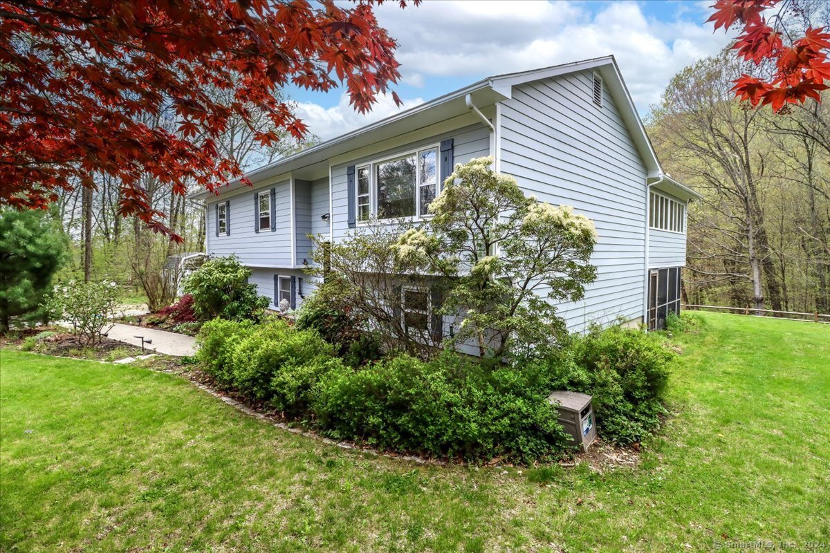 25 Aspetuck Pines Drive New Milford CT 06776