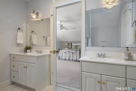 70 Westbury Avon CT 06001