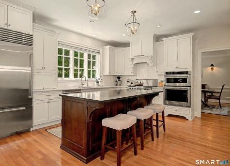 70 Westbury Avon CT 06001