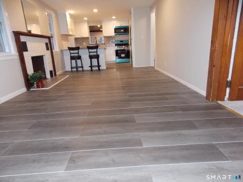 218 Griffin Road Suffield CT 06093