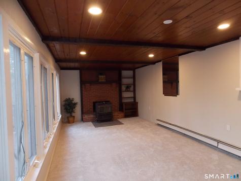 218 Griffin Road Suffield CT 06093