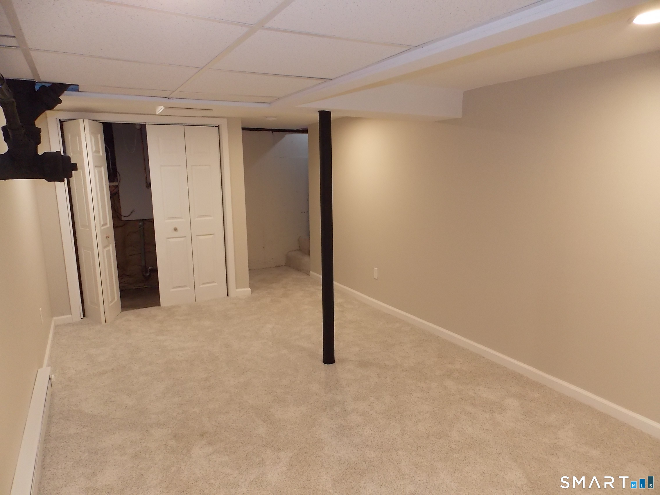 218 Griffin Road Suffield CT 06093