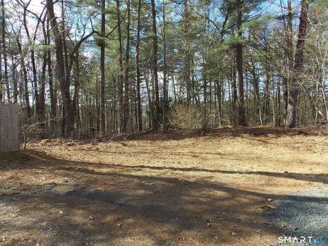 218 Griffin Road Suffield CT 06093
