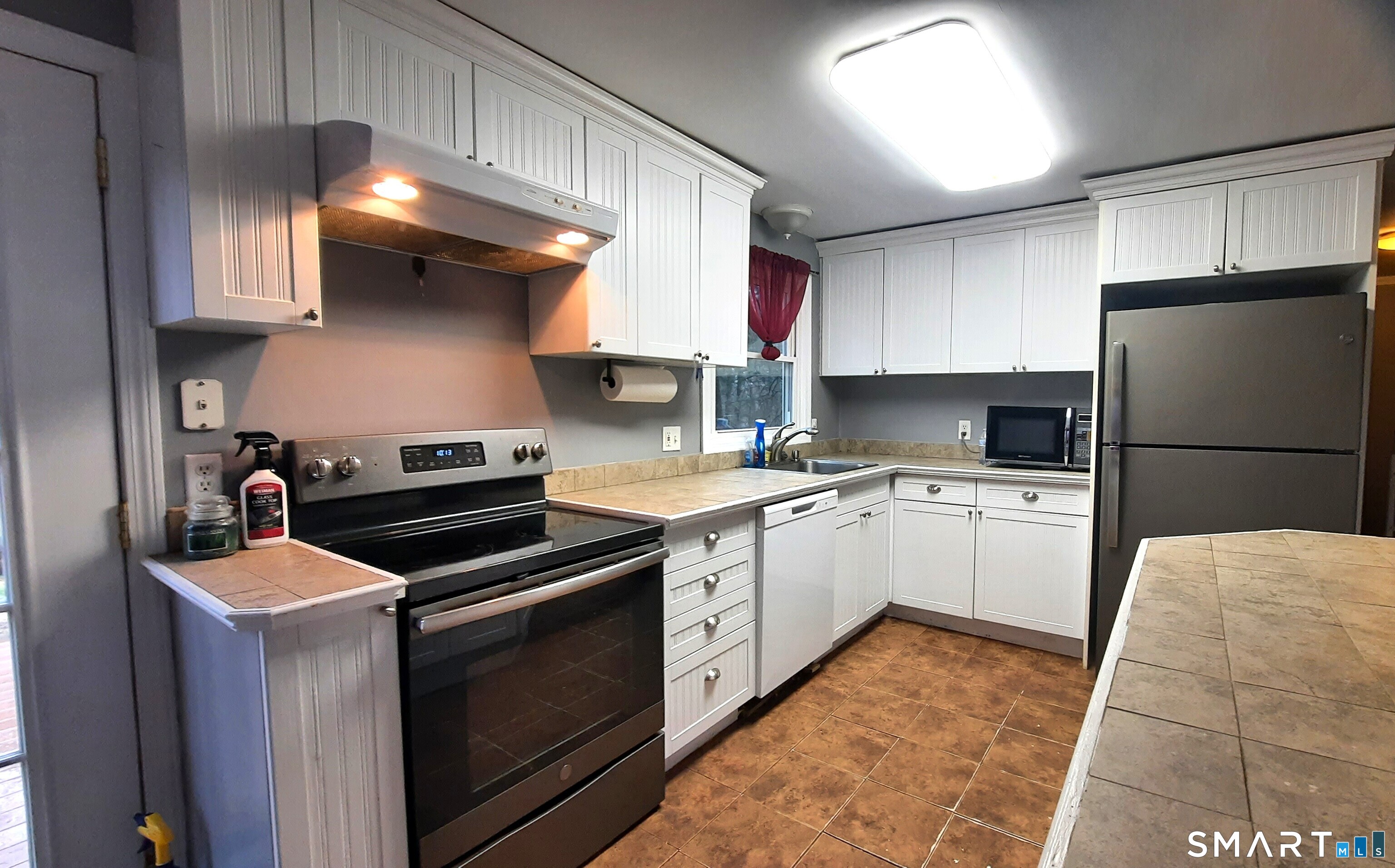 68 Viens Street Putnam CT 06260