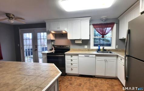 68 Viens Street Putnam CT 06260