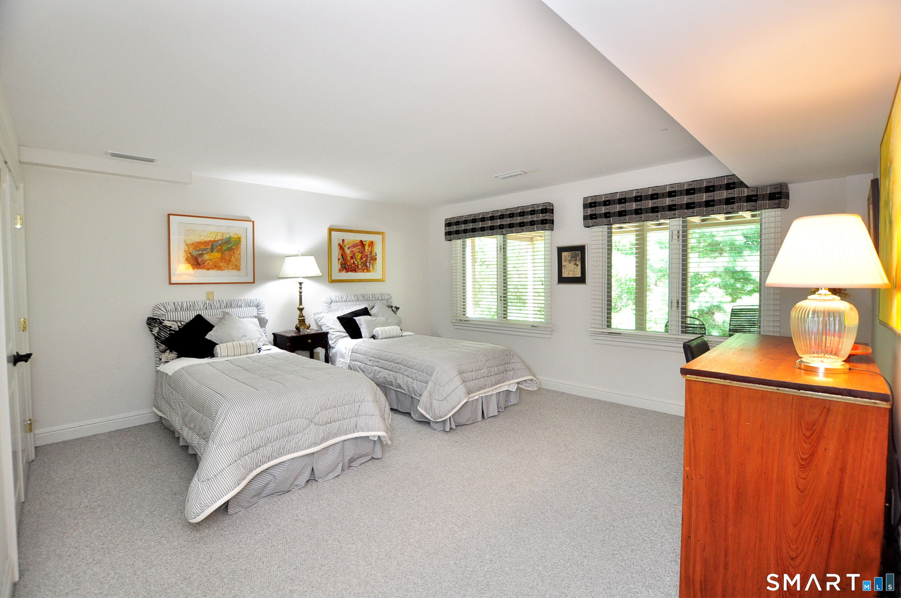 2 Schuyler Lane Bloomfield CT 06002