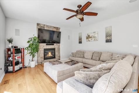 42 Madalyn Lane Southington CT 06489
