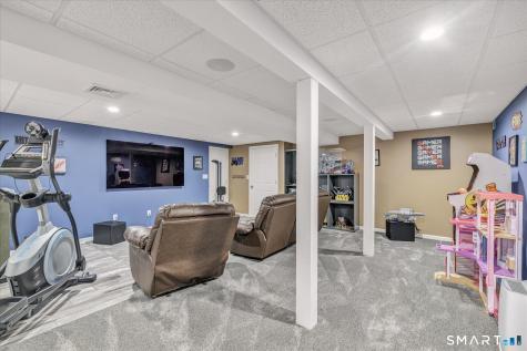 42 Madalyn Lane Southington CT 06489