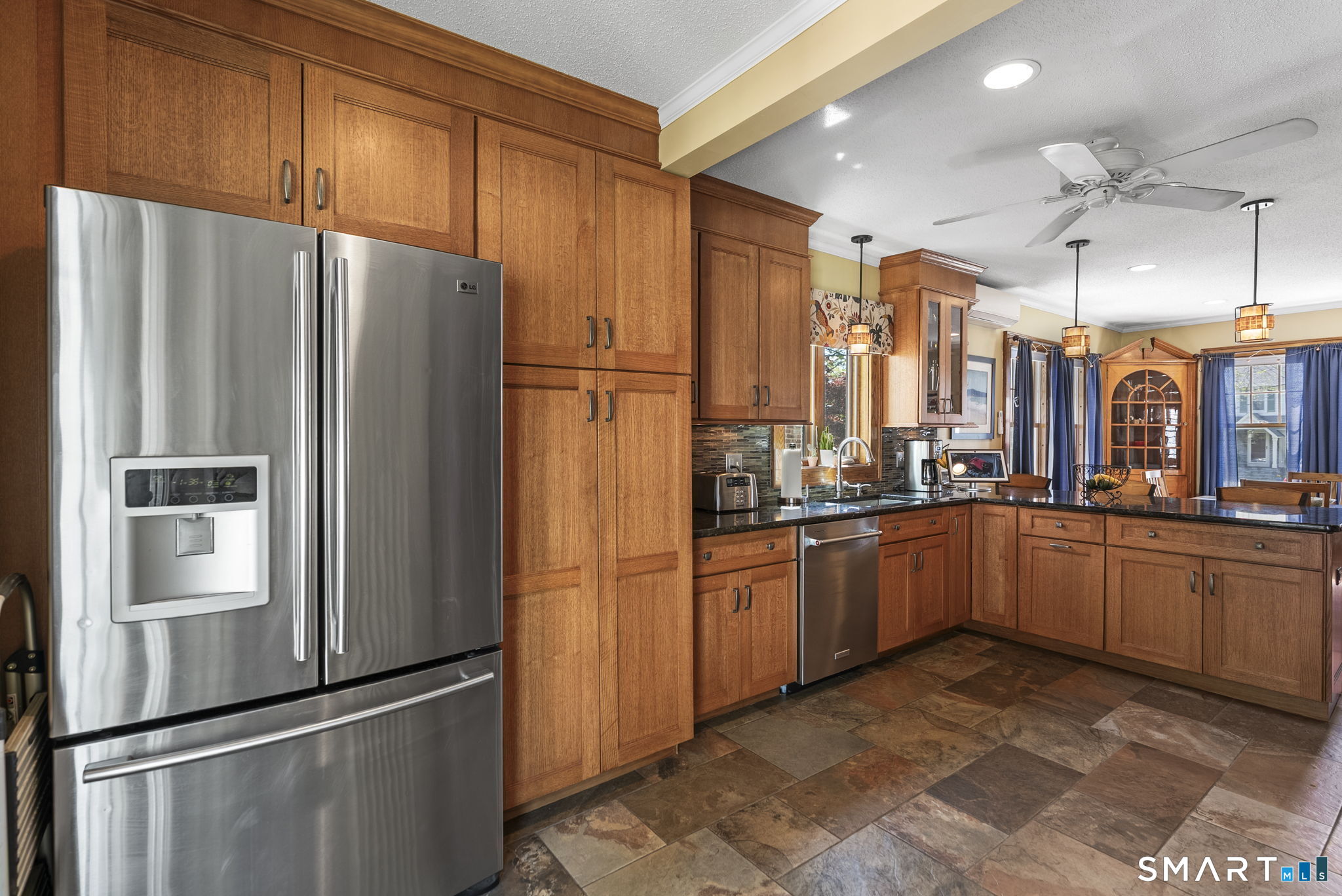 24 Hillcrest Avenue Wethersfield CT 06109