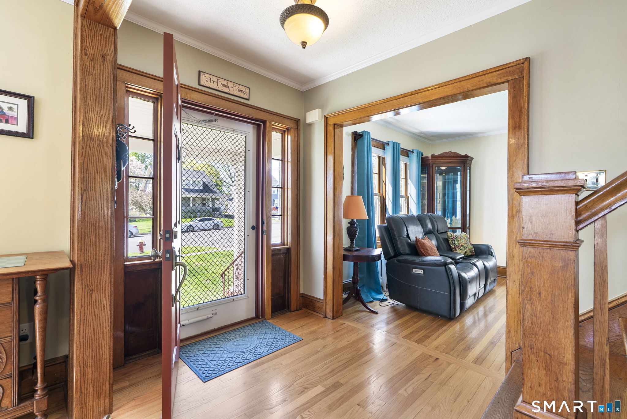 24 Hillcrest Avenue Wethersfield CT 06109