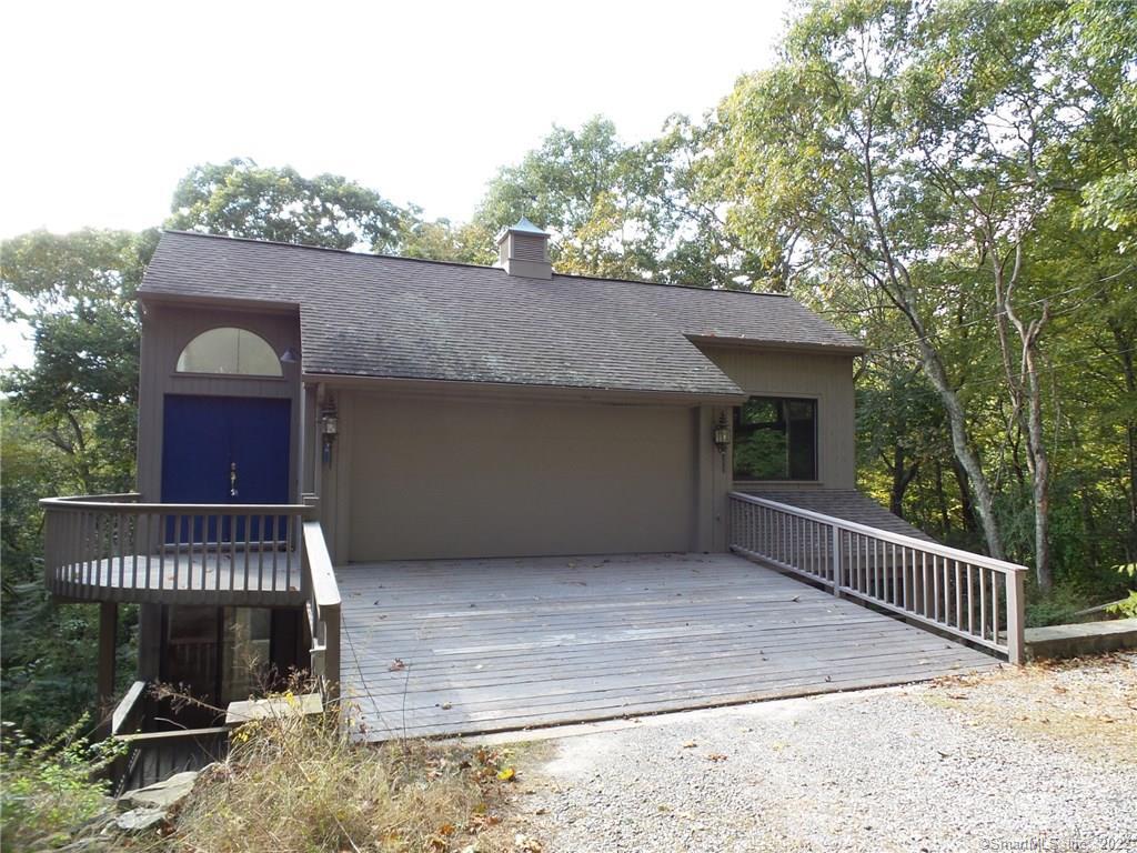 16 River Road Drive Essex CT 06426