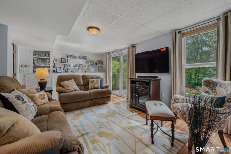 90 Anthony Road North Stonington CT 06359