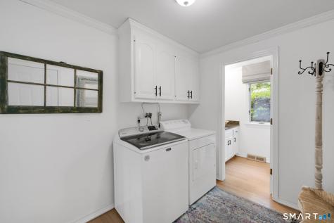 7 Echo Lane Simsbury CT 06070