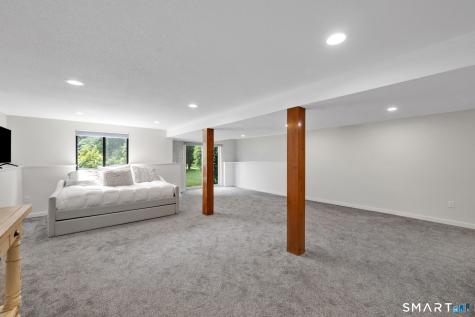 7 Echo Lane Simsbury CT 06070