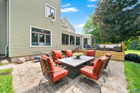 7 Echo Lane Simsbury CT 06070